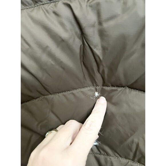 LL Bean Women’s Winter Down Puffer Parka Jacket Size Small Brown Outdoors Hole - Picture 8 of 11